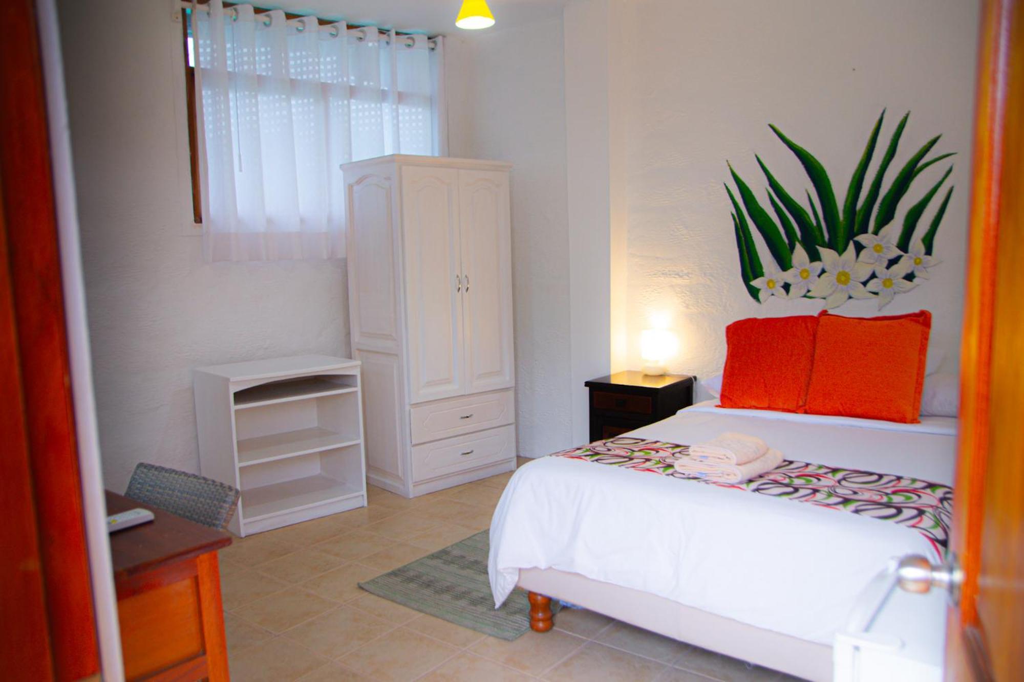 Hotel Miconia Puerto Baquerizo Moreno Kültér fotó