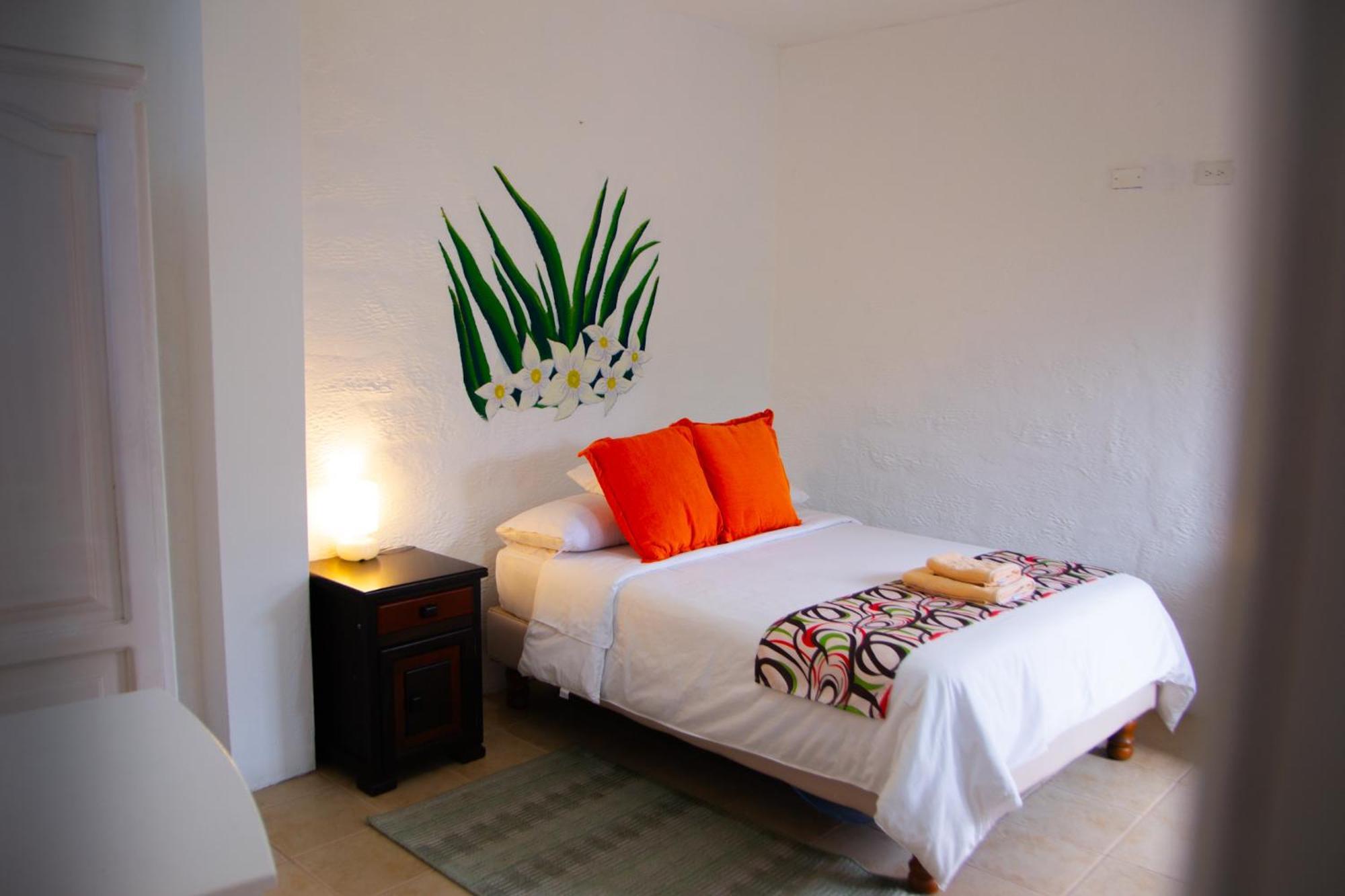 Hotel Miconia Puerto Baquerizo Moreno Kültér fotó