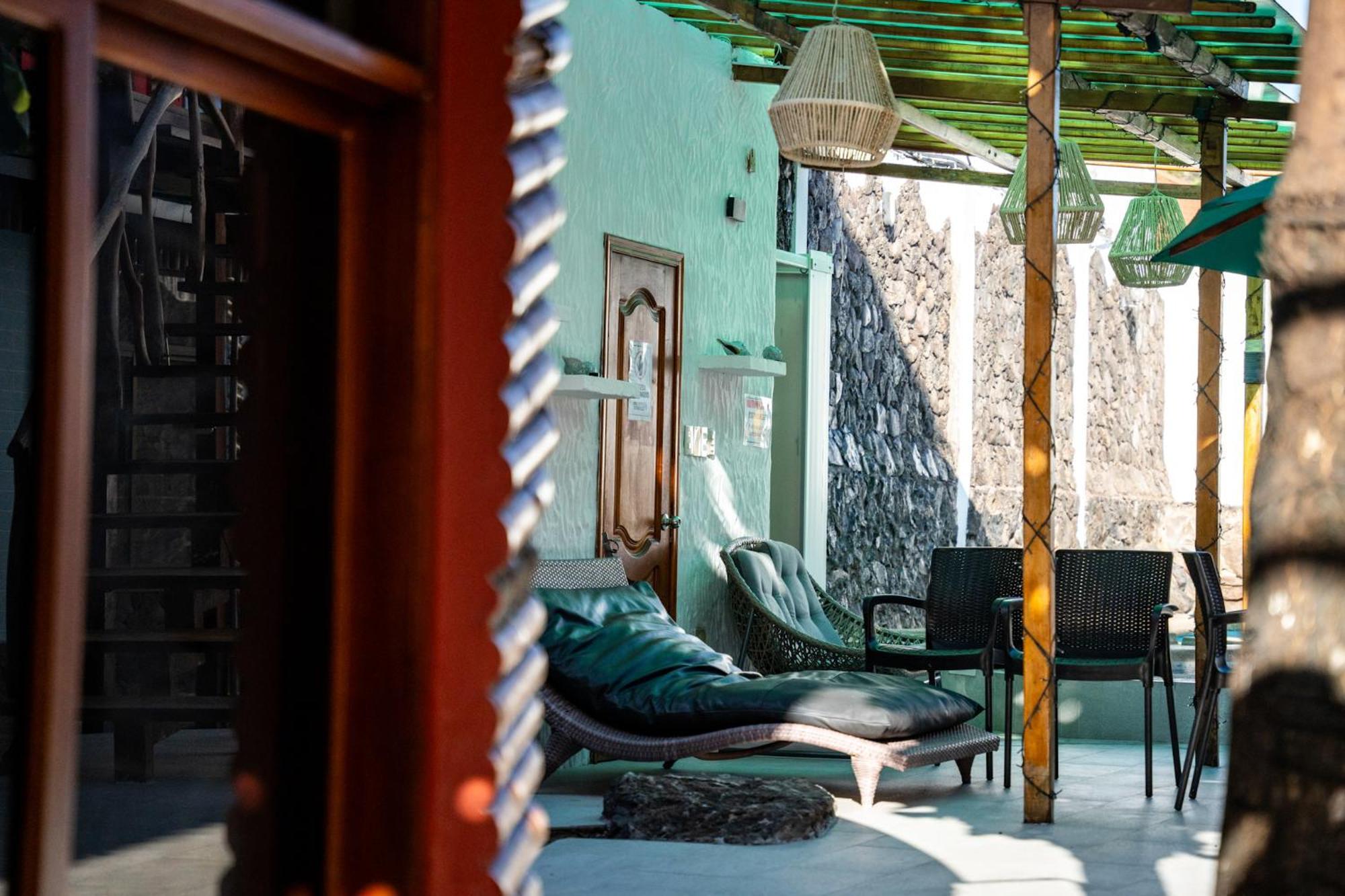 Hotel Miconia Puerto Baquerizo Moreno Kültér fotó
