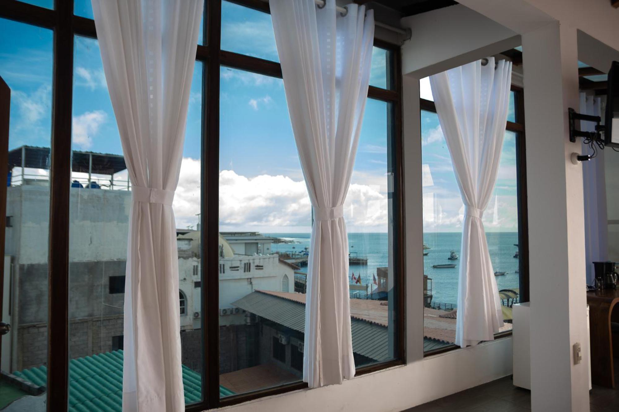 Hotel Miconia Puerto Baquerizo Moreno Kültér fotó