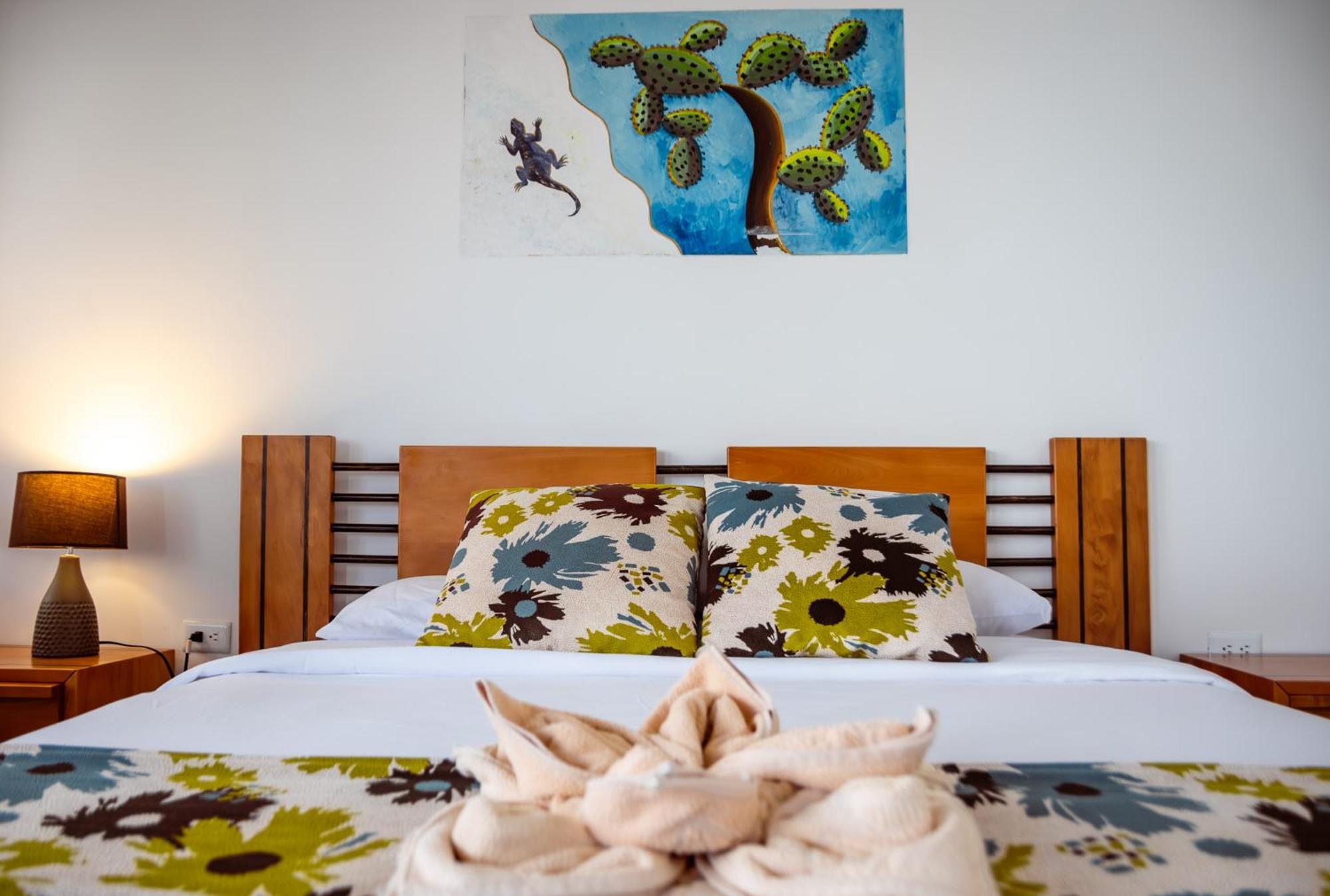 Hotel Miconia Puerto Baquerizo Moreno Kültér fotó