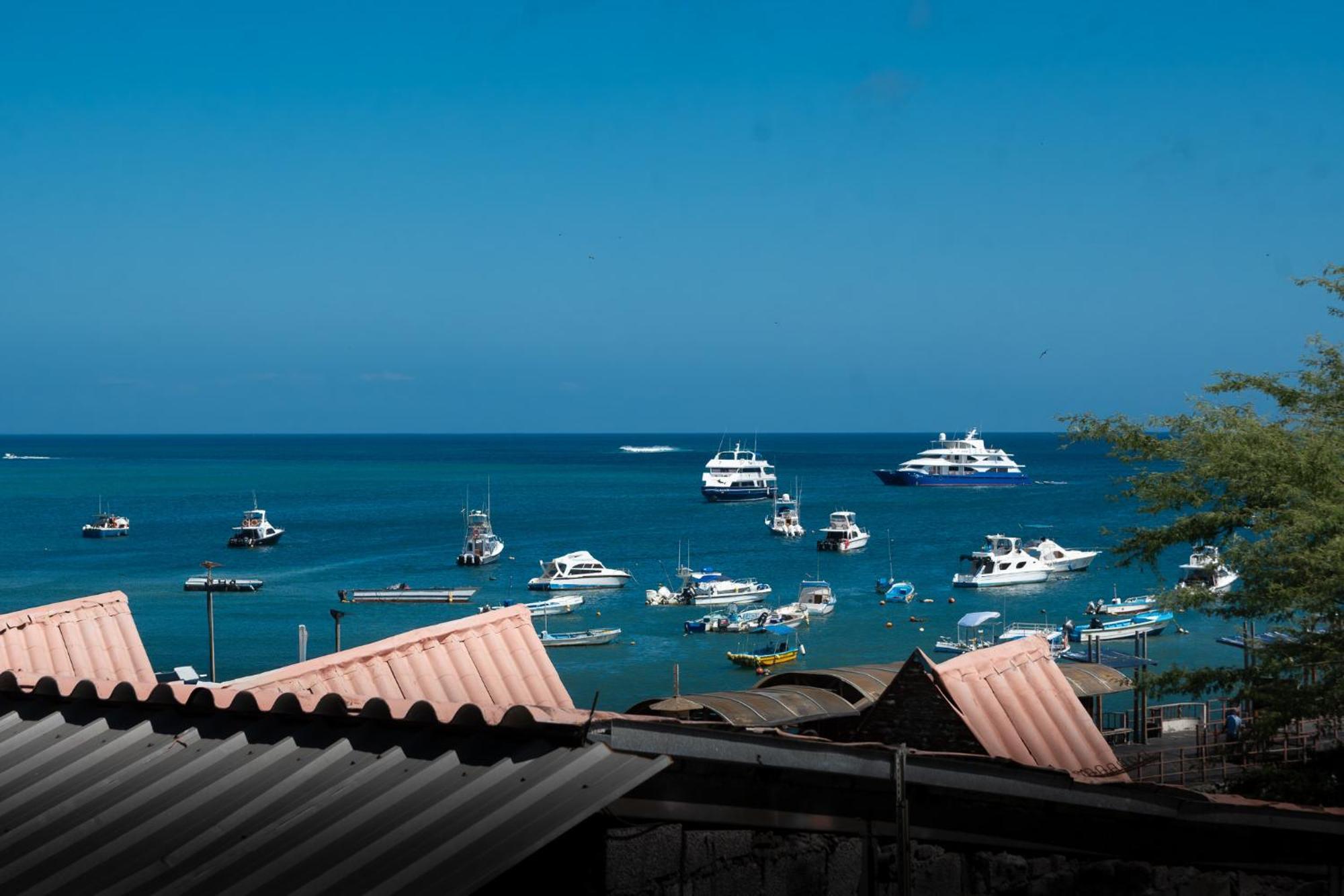 Hotel Miconia Puerto Baquerizo Moreno Kültér fotó