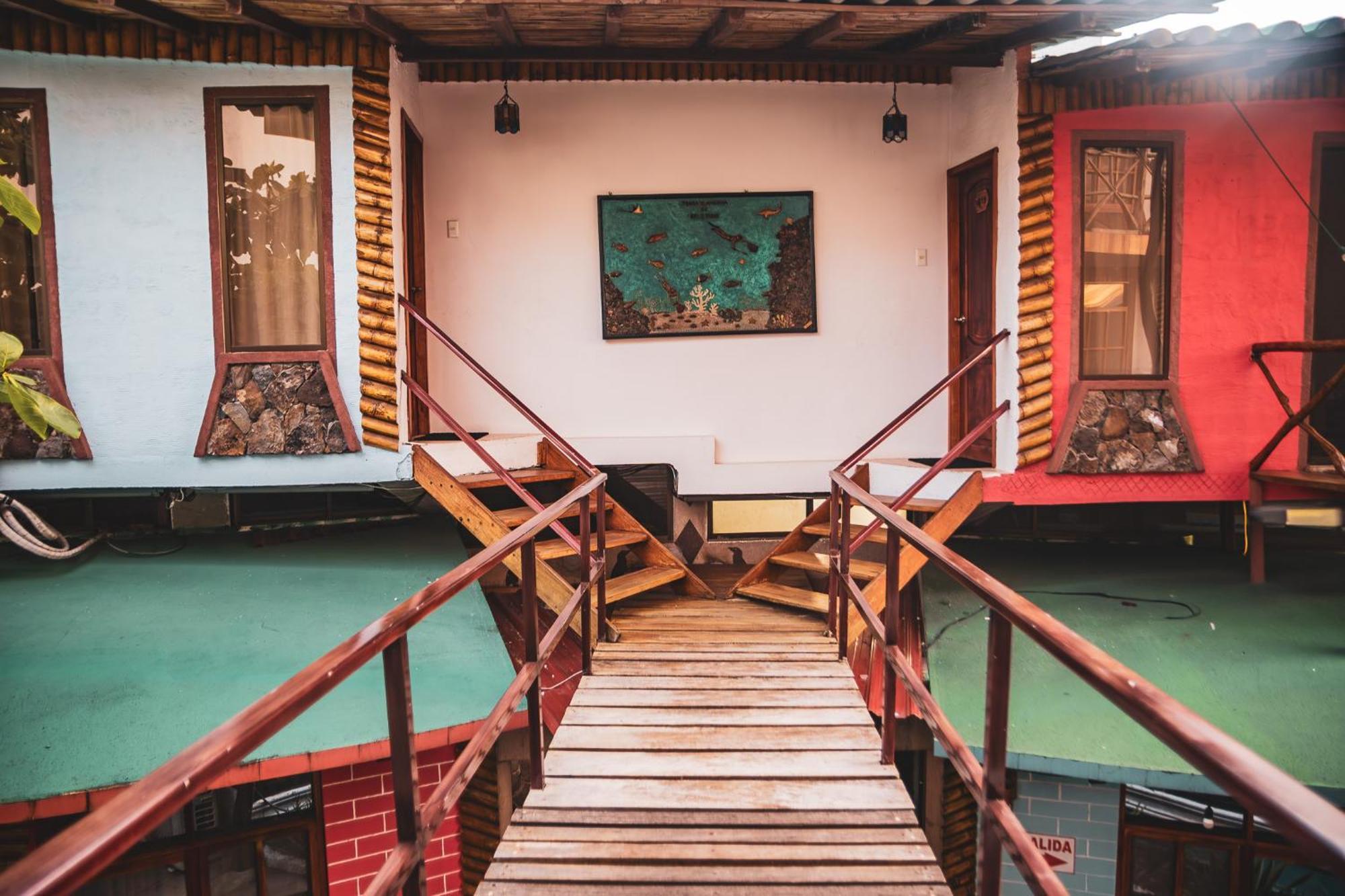 Hotel Miconia Puerto Baquerizo Moreno Kültér fotó